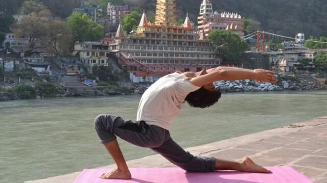 Prepare for a New Journey with 200-hour Yoga Teacher Training in Rishikesh